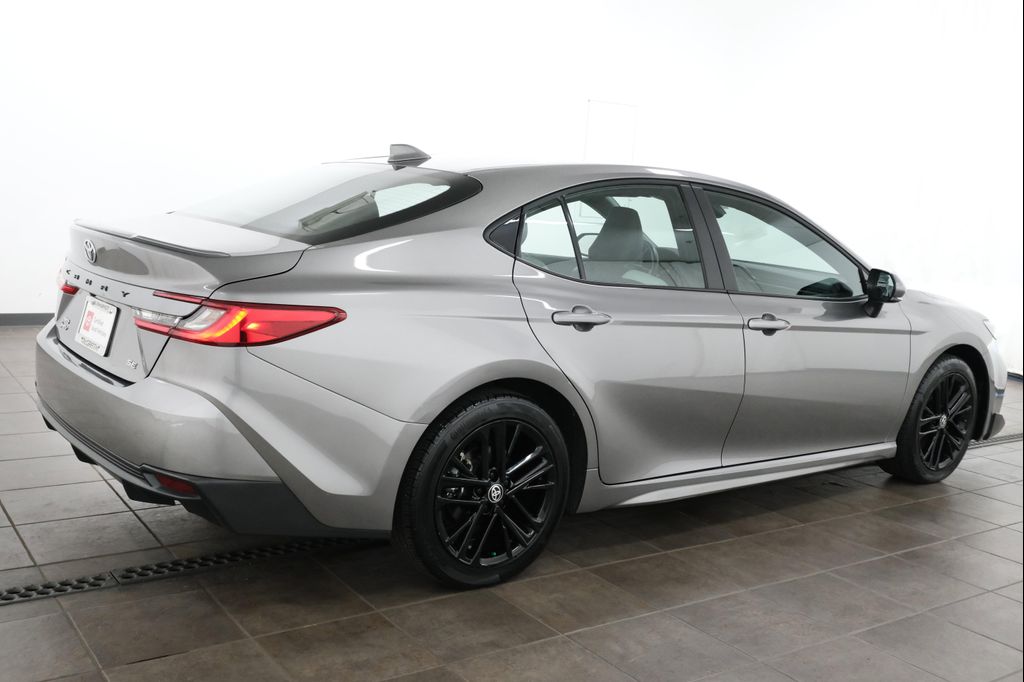 2025 Toyota CAMRY SE 照片 6
