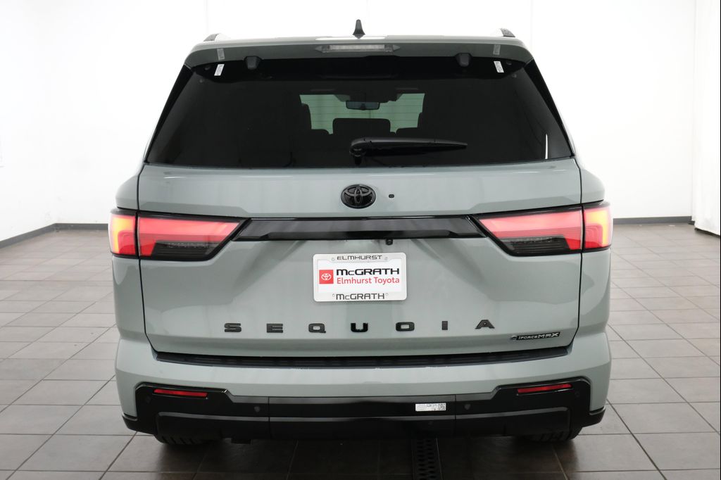 2026 Toyota SEQUOIA PLATINUM — фото 7