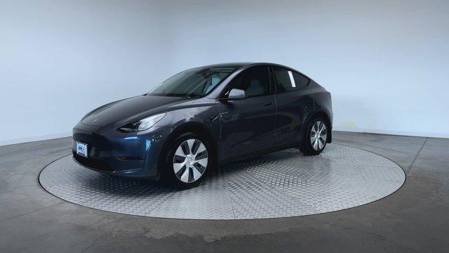 TESLA MODEL Y LONG RANGE - 3