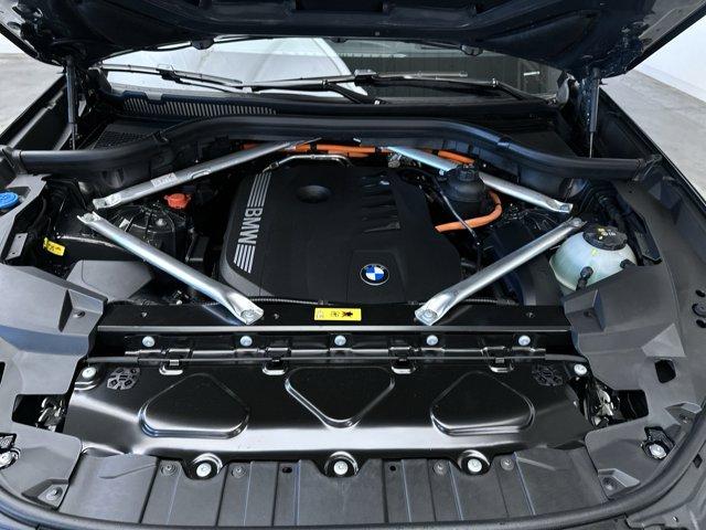 صورة مصغرة 29 لـ 2026 BMW X5 PHEV XDRIVE50E