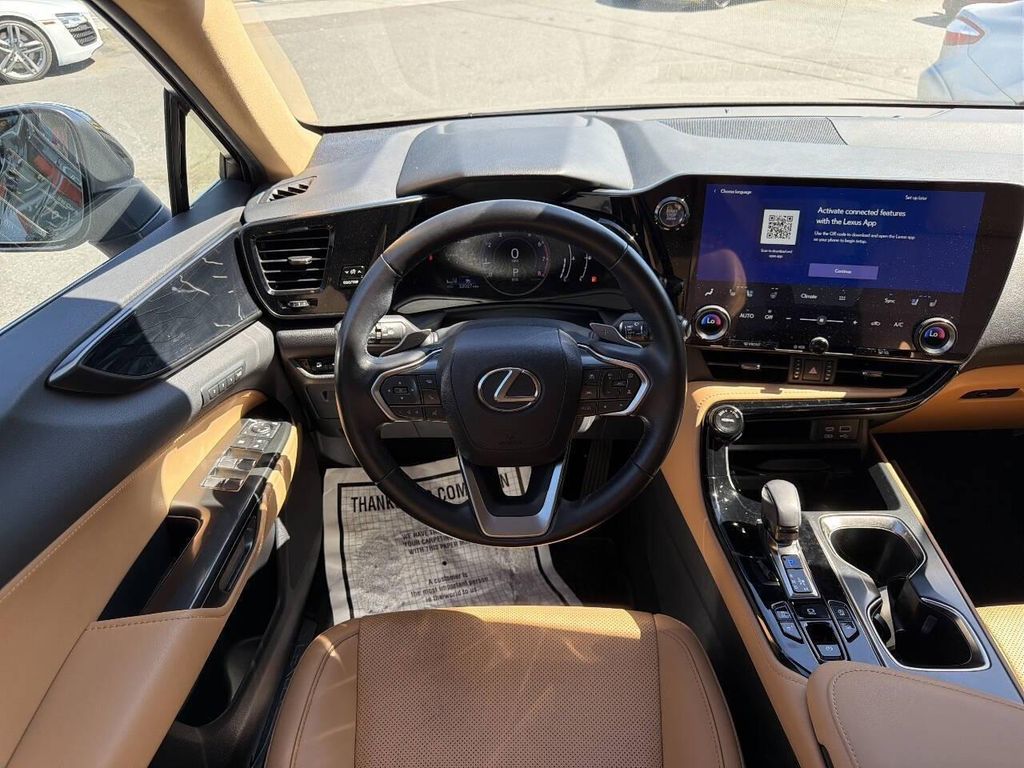 2024 Lexus NX 350 PREMIUM thumbnail 25