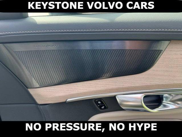 2026 Volvo XC90 B6 PLUS 7-SEATER — миниатюра 17