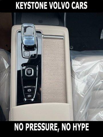 2026 Volvo XC90 B5 PLUS 7-SEATER — миниатюра 23