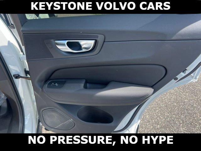صورة مصغرة 16 لـ 2026 Volvo XC60 B5 PLUS