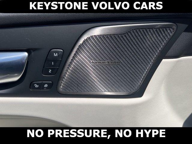 2026 Volvo XC60 B5 ULTRA — миниатюра 11