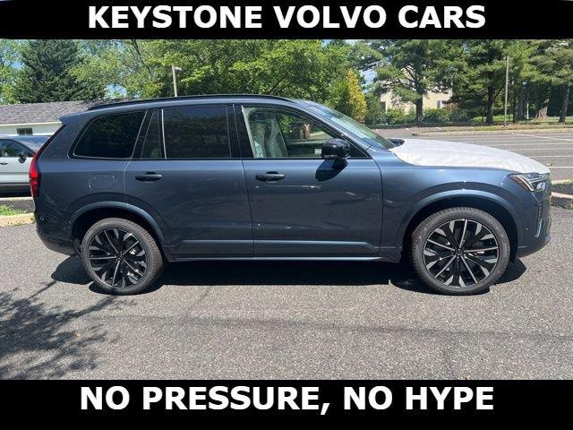 صورة 7 لـ 2026 Volvo XC90 B6 ULTRA DARK THEME 7-SEATER