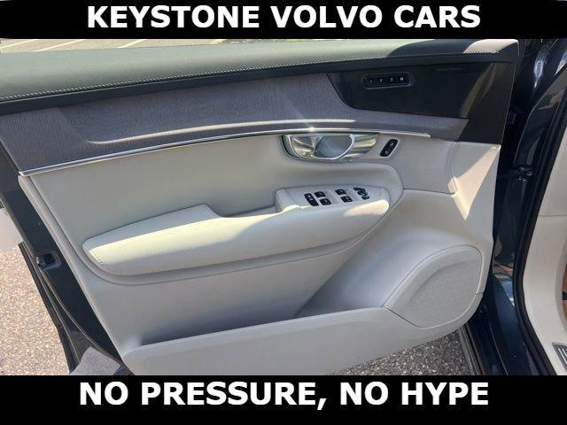 2026 Volvo XC90 B6 ULTRA DARK THEME 7-SEATER — миниатюра 12