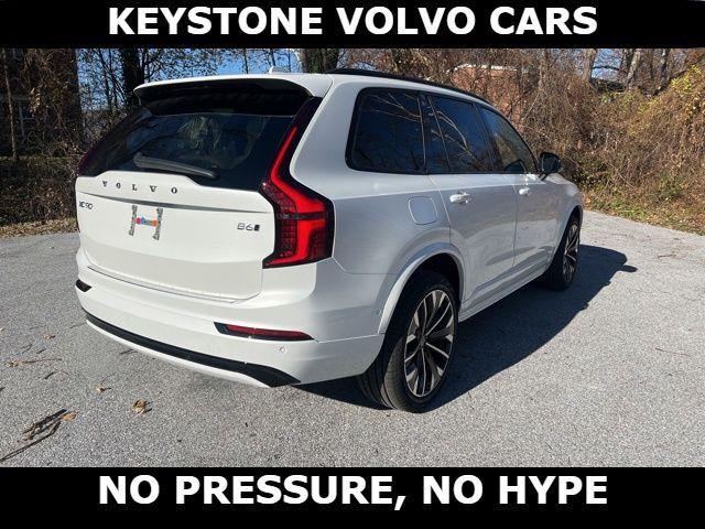 2026 Volvo XC90 B6 ULTRA DARK THEME 7-SEATER — фото 8