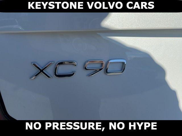 2026 Volvo XC90 B6 ULTRA DARK THEME 7-SEATER — фото 10