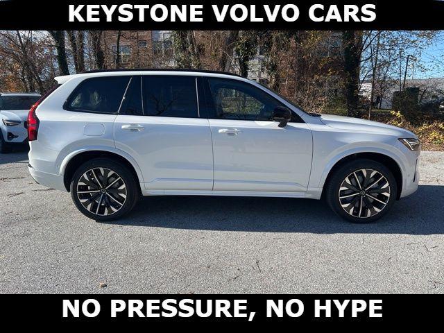 2026 Volvo XC90 B6 ULTRA DARK THEME 7-SEATER — фото 7
