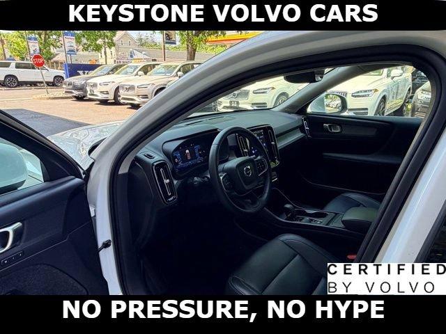 2025 VOLVO XC40 B5 CORE BRIGHT THEME thumbnail 25