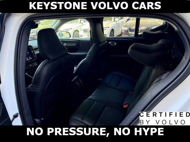 2025 VOLVO XC40 B5 CORE BRIGHT THEME thumbnail 18