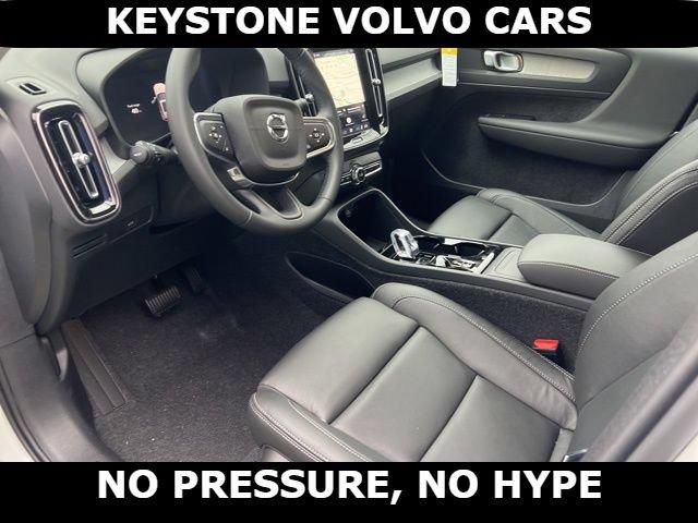 2026 Volvo XC40 B5 PLUS — миниатюра 15