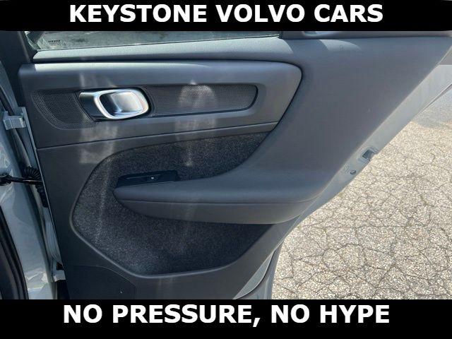 صورة مصغرة 18 لـ 2026 Volvo XC40 B5 PLUS