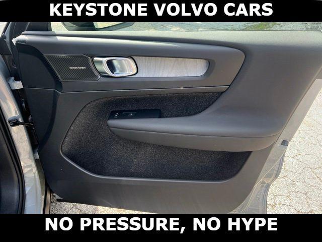 صورة مصغرة 15 لـ 2026 Volvo XC40 B5 PLUS