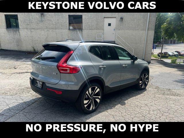 صورة 7 لـ 2026 Volvo XC40 B5 PLUS