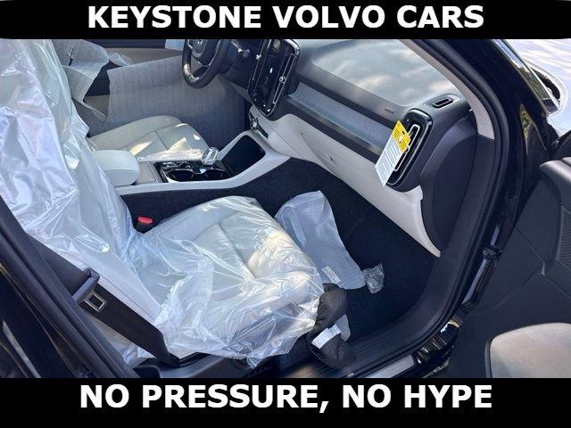 2026 Volvo XC40 B5 ULTRA — миниатюра 11