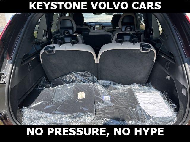 2026 Volvo XC90 B6 PLUS 7-SEATER thumbnail 32