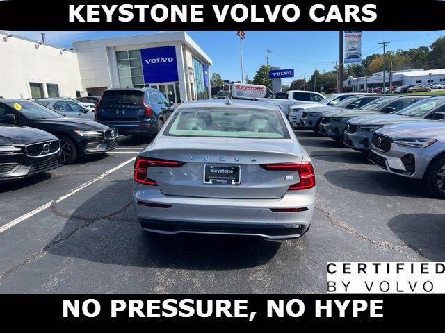 2024 Volvo S60 RECHARGE PLUG-IN HYBRID T8 PLUS DARK THEME 照片 8