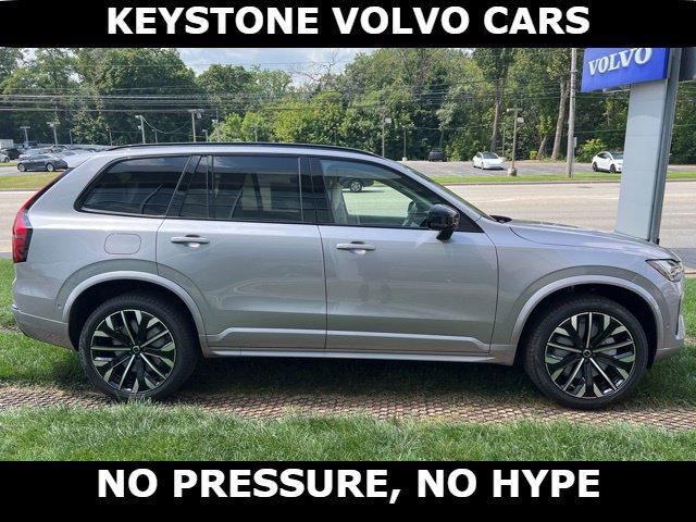2026 Volvo XC90 B6 ULTRA DARK THEME 7-SEATER — миниатюра 6