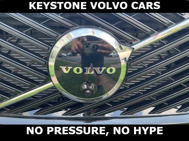 صورة 3 لـ 2026 Volvo XC90 B6 ULTRA DARK THEME 7-SEATER