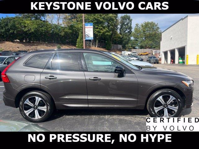 2025 Volvo XC60 PLUG-IN HYBRID T8 CORE — фото 7