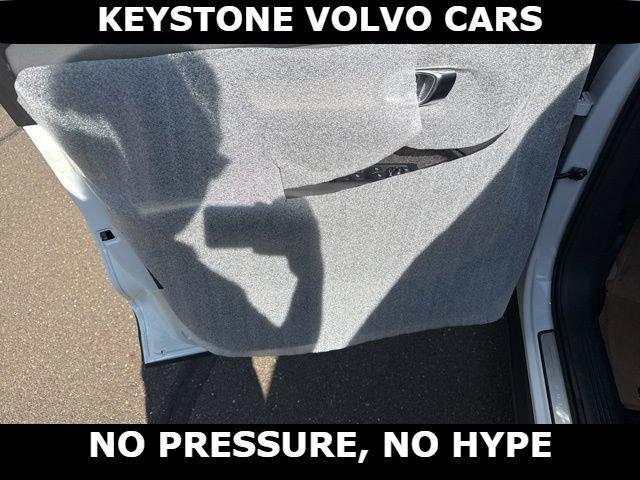 2026 Volvo XC40 B5 CORE 缩略图 18