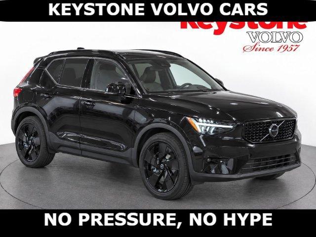 New 2026 Volvo XC40 B5 Ultra Black Edition