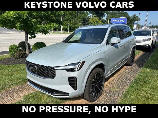 New 2026 Volvo XC90 Plug-In Hybrid T8 Plus 7-Seater