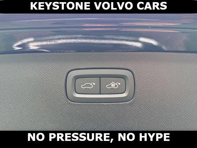 2026 Volvo XC90 PLUG-IN HYBRID T8 PLUS 7-SEATER thumbnail 28