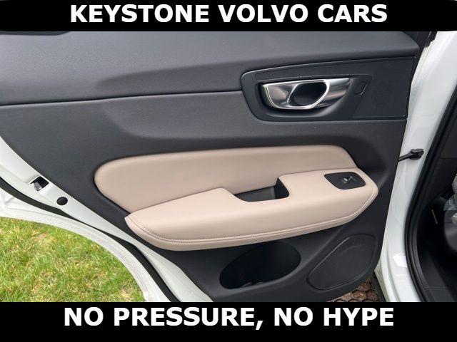 صورة مصغرة 18 لـ 2026 Volvo XC60 B5 PLUS