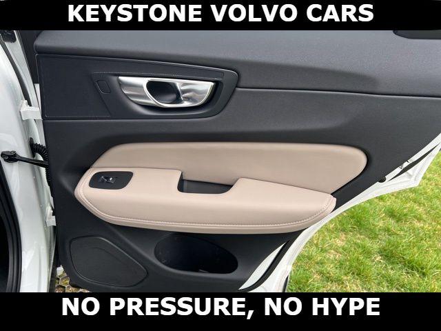 صورة مصغرة 15 لـ 2026 Volvo XC60 B5 PLUS