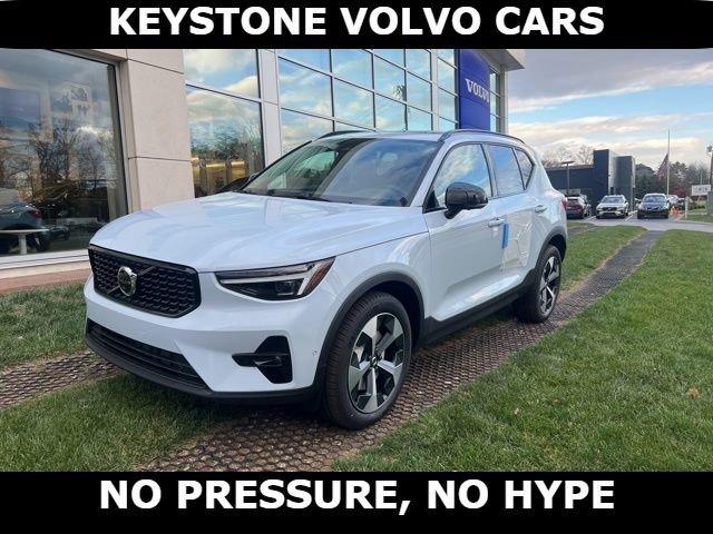 New 2026 Volvo XC40 B5 Plus