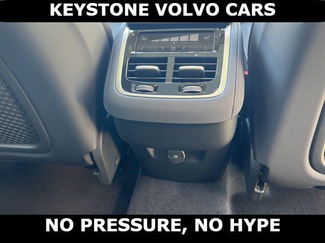 2026 Volvo XC90 B6 PLUS 7-SEATER 缩略图 22