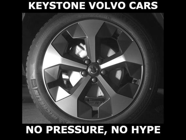 صورة 5 لـ 2026 Volvo XC40 B5 PLUS