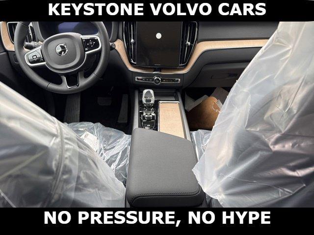 2026 Volvo XC60 B5 PLUS — миниатюра 17