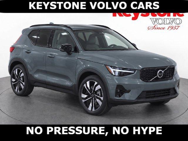 New 2026 Volvo XC40 B5 Ultra