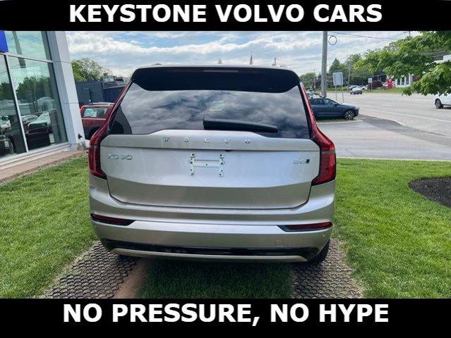 2026 Volvo XC90 B6 ULTRA DARK THEME 7-SEATER photo 7