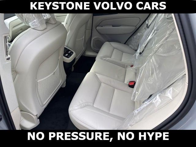 2026 Volvo XC60 B5 ULTRA 缩略图 15
