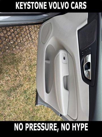 2026 Volvo XC60 B5 ULTRA 缩略图 11