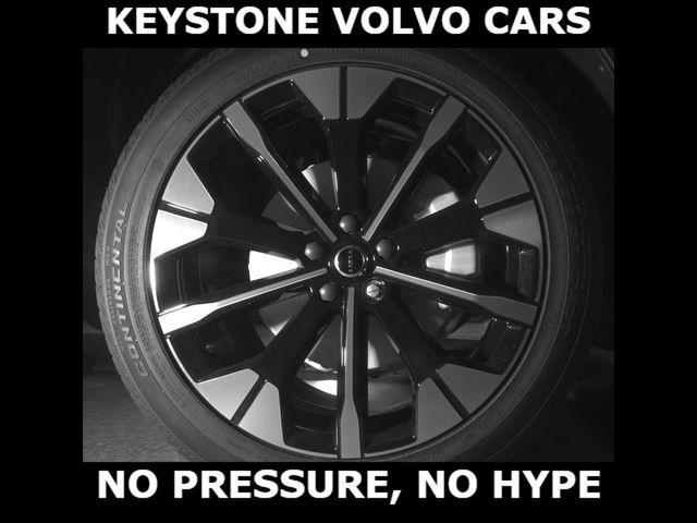 New 2026 Volvo XC60 B5 Plus