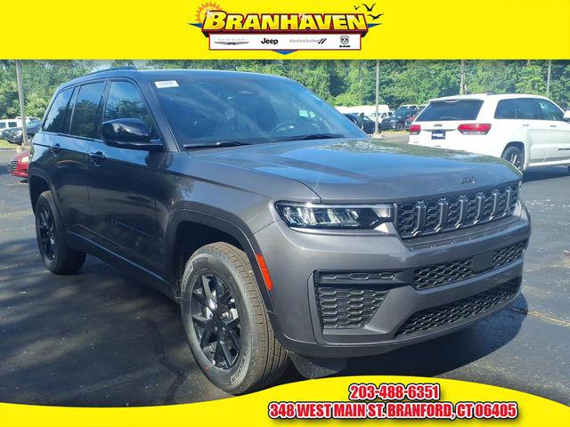 New 2026 Jeep Grand Cherokee Altitude