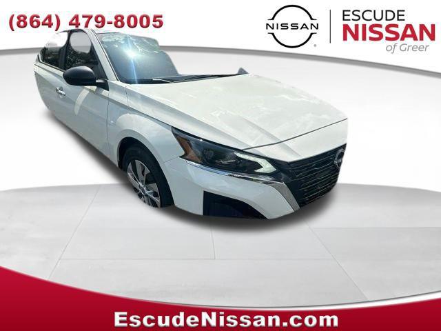 New 2025 Nissan Altima S FWD