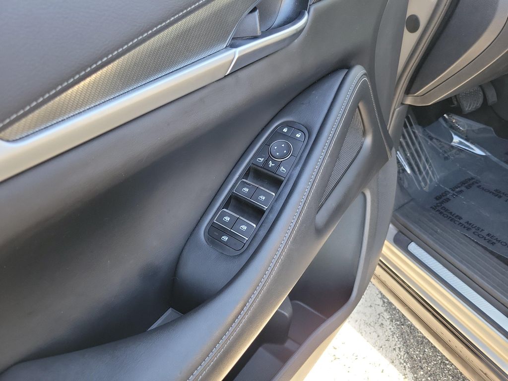 2024 Infiniti QX60 LUXE — миниатюра 17