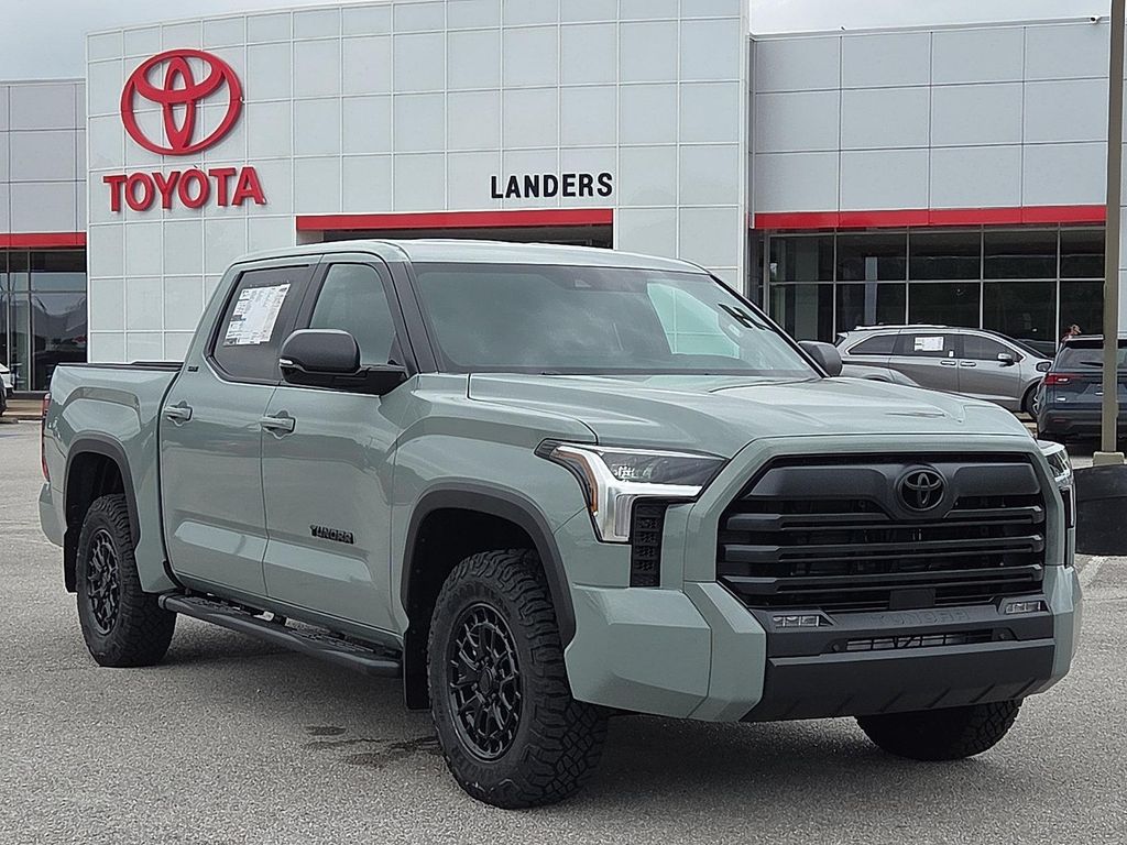 New 2026 Toyota Tundra SR5