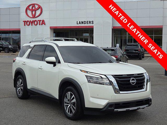 Used 2024 Nissan Pathfinder SL FWD