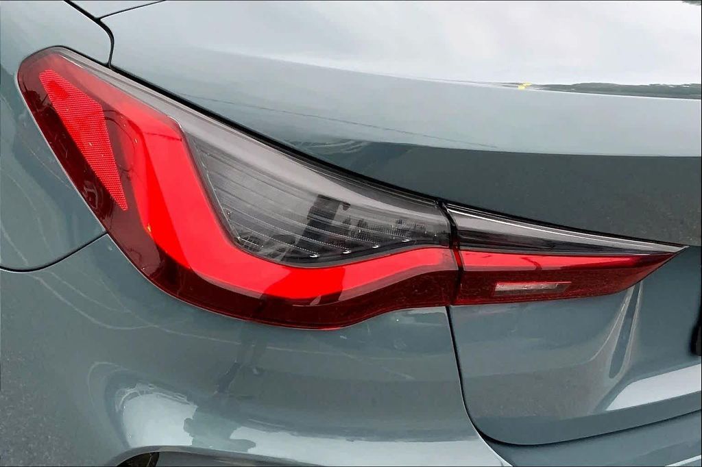 2026 BMW 430 I 缩略图 25