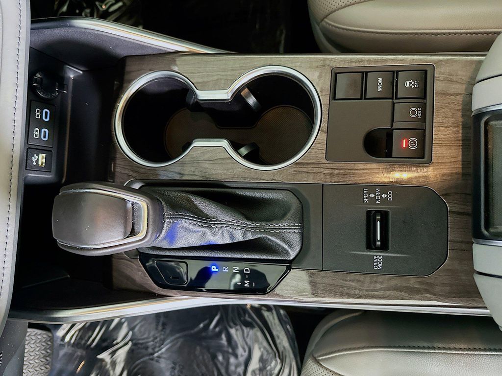 2024 Toyota HIGHLANDER PLATINUM — миниатюра 21