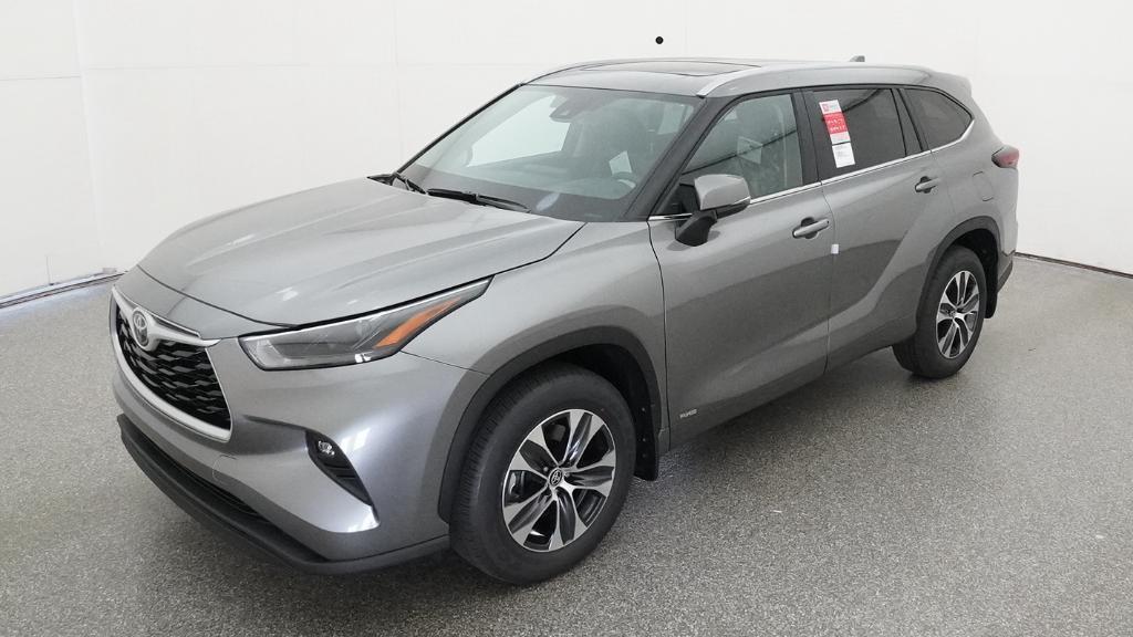 New 2026 Toyota Highlander Hybrid XLE