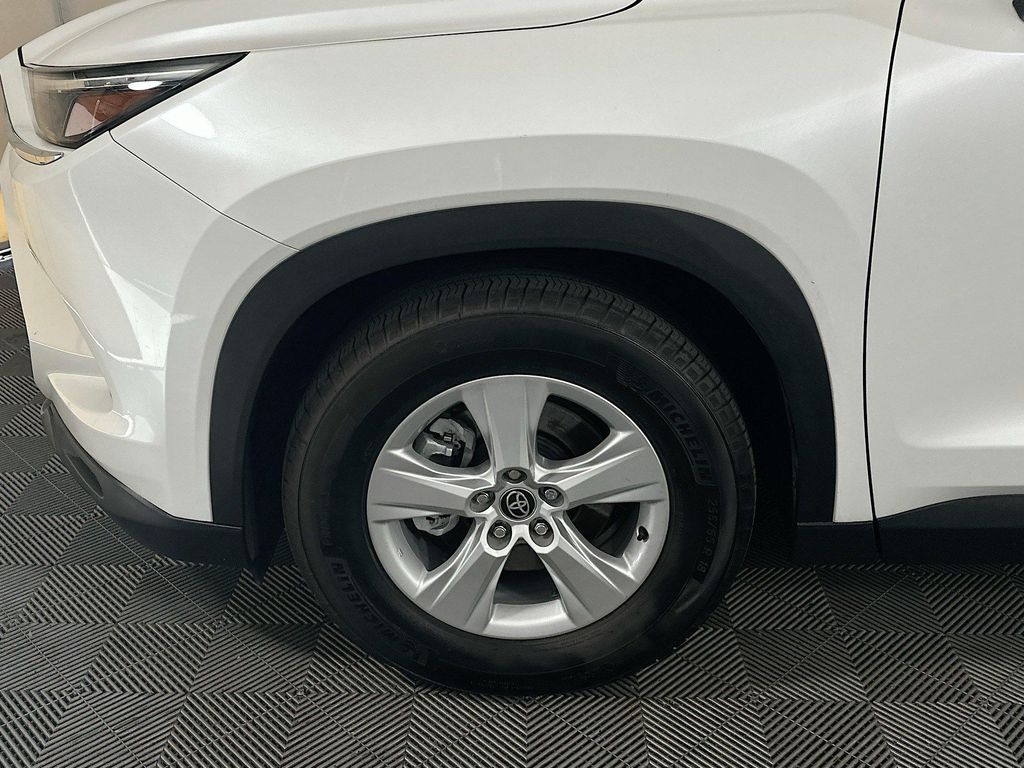 2025 Toyota HIGHLANDER LE — миниатюра 11